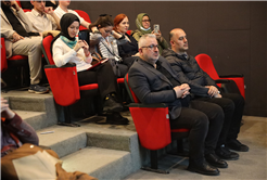 Kapalı çarşıdan dünyaya açılan şair: Edip Cansever