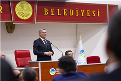 “Aynı anda her alanda yatırım ve hizmeti şehrimizle buluşturuyoruz”