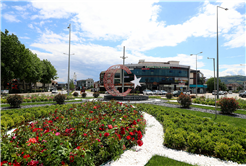 Köprübaşı Kavşağı’na estetik yüz