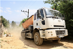 Büyükşehir’den Mahmudiye’ye güçlü altyapı ve 200 ton asfalt