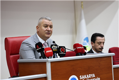 Büyükşehir Meclisi’nde tarihi karar: 153 kırmızı dolmuş taksiye dönüşüyor