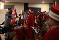 Mehter geleneği sahneye taşındı