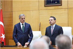 Adalet Bakanı Gürlek, Büyükşehir Belediyesi’nde: Sakarya’ya ‘huzur şehri’ övgüsü