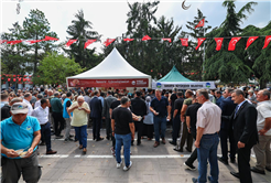 Muharrem ayının bereketi Büyükşehir’in aşure ikramıyla paylaşıldı