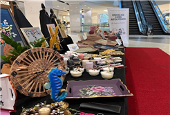 Engelsiz Hobi Atölyelerinin el emeği ürünleri Agora AVM’de sergilendi