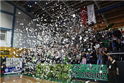 Dev Adamlar seriye galibiyetle başladı