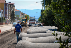Arifiye Atatürk Caddesi’nde altyapı mesaisi hız kazandı