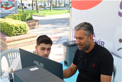 Büyükşehir üniversite yolundaki gençlerin yanında: YKS tercihi için ücretsiz hizmet başladı