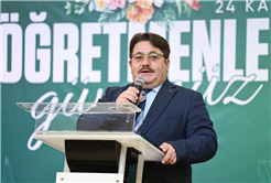 “Şehrimizde eğitime katkı sunacak projeleri bir bir hayata geçiriyoruz”