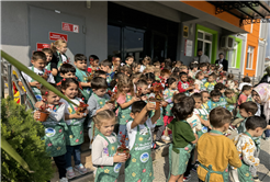 Doğa sevgisi minik kalplerde filizleniyor