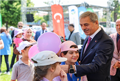 Çocuklar Sakarya’da bir ilke misafir oldu: Oyuncak Festivali’nde rengarenk buluşma