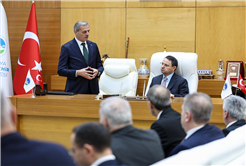 Adalet Bakanı Gürlek, Büyükşehir Belediyesi’nde: Sakarya’ya ‘huzur şehri’ övgüsü