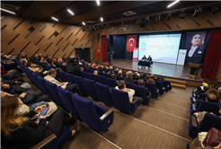 “İnşa edilecek yeni ve güçlü Sakarya’da gençlerimiz kendi hikâyesini yazacak”