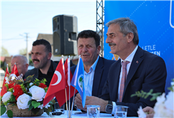 “Türkiye Yüzyılı hedefleriyle Akyazı’yı geleceğe hazırlıyoruz”