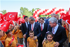 Yusuf Alemdar, çocukların heyecanına ortak oldu: “Siz bu şehrin ve geleceğin parlayan yıldızları olacaksınız”