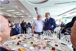 Yusuf Alemdar YADEM sakinleri ve çiftlerle aynı sofrada: “Aile, her şeydir”
