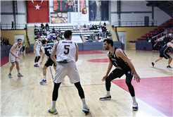 Büyükşehir basketbol galibiyetlere devam ediyor: 78-56