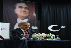 “İnşa edilecek yeni ve güçlü Sakarya’da gençlerimiz kendi hikâyesini yazacak”