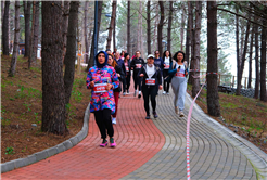 Sapanca’da Bahar Koşusu heyecanı: 700 sporcu Huzur Koridoru’nda buluştu