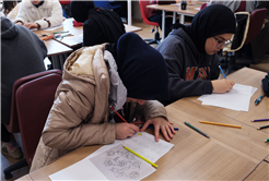 SAMEK atölyelerinde minikler seramikle, gençler tezhiple tanıştı