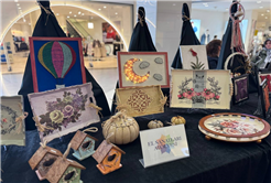 Engelsiz Hobi Atölyelerinin el emeği ürünleri Agora AVM’de sergilendi