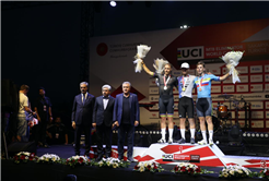 Şampiyon pedallar MTB Dünya Kupası’nda nefes kesti