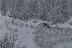 Büyükşehir 24 saat kar mesaisinde: 17 grup yolundan 10’u ulaşıma açıldı