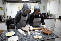 Ramazan’ın geleneksel lezzetleri SAMEK mutfağında hazırlandı