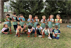 Minik bahçıvanlar çiçeklerle geleceği şekillendiriyor 