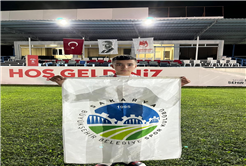 Büyükşehir sporcuları başarılarına yenilerini ekledi