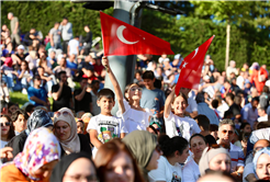 Nefesler tutuldu, binlerce kişi Sakarya’da dünya şampiyonası heyecanını yaşadı