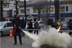 Büyükşehir ekiplerine ateşe müdahale eğitimi