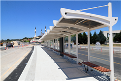 13 istasyonlu metrobüs hattında akıllı durakların montajı başladı