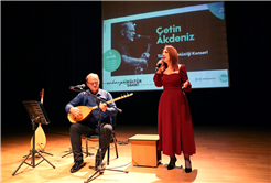 Çetin Akdeniz ile Sakarya’da Türk Halk Müziği esintisi
