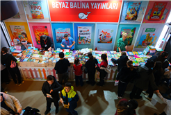 Sakarya Çocuk Edebiyat Fuarı tarihe geçti: 100 bini aşkın misafir