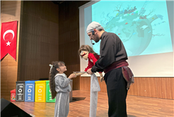 “Akça” çocuk tiyatrosu 16 ilçede miniklerle buluştu