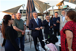 Karasu adım adım geleceğin turizmine hazırlanıyor: Sahil projesinde sona doğru