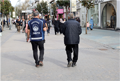 Büyükşehir’den sokakta vatandaşın huzurunu bozanlara karşı sıkı denetim