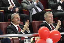 “Gençlerimizin yanında oluyor, onların sporla, sanatla ve eğitimle iç içe büyümesi için gereken desteği sunuyoruz”