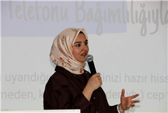 Gençlere “Bilinçli Teknoloji Kullanımı” eğitimi