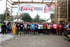 Sapanca’da Bahar Koşusu heyecanı: 700 sporcu Huzur Koridoru’nda buluştu