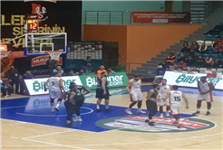 Büyükşehir Uşak’tan galibiyetle dönüyor