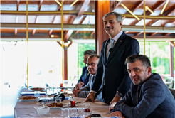 “Sakarya'nın en gözde bölgesi el ele, gayretle cazibe merkezi olacak”