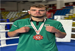 Büyükşehir sporcularından madalya yağmuru