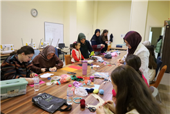 Ara tatilin en renkli programı: Anne ve çocuklar SAMEK’te birlikte üretti