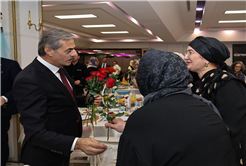 Yusuf Alemdar yarınların mimarı öğretmenlerle buluştu: “Siz medeniyetimizi geleceğe taşıyan yol göstericilersiniz”