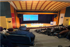 Büyükşehir’in özel çocukları aileleriyle birlikte panelde buluştu