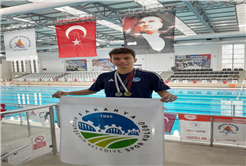 Sakarya’nın altın sporcusu Selim Antalya’daki şampiyonaya damga vurdu