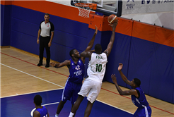 Büyükşehir Efes’e geçit vermedi