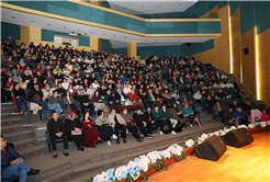Çetin Akdeniz ile Sakarya’da Türk Halk Müziği esintisi